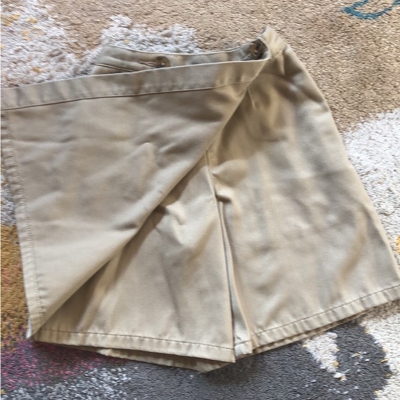 Lot Chaps Approved School Wear 2 Dresses, Blue Shirt, Tan Skirt, 2 Blouses (8) - Picture 6 of 9